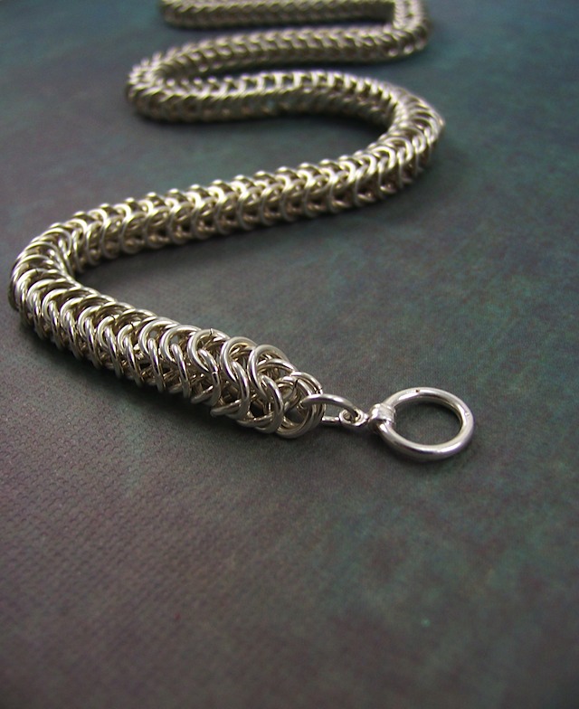 The Queen Necklace